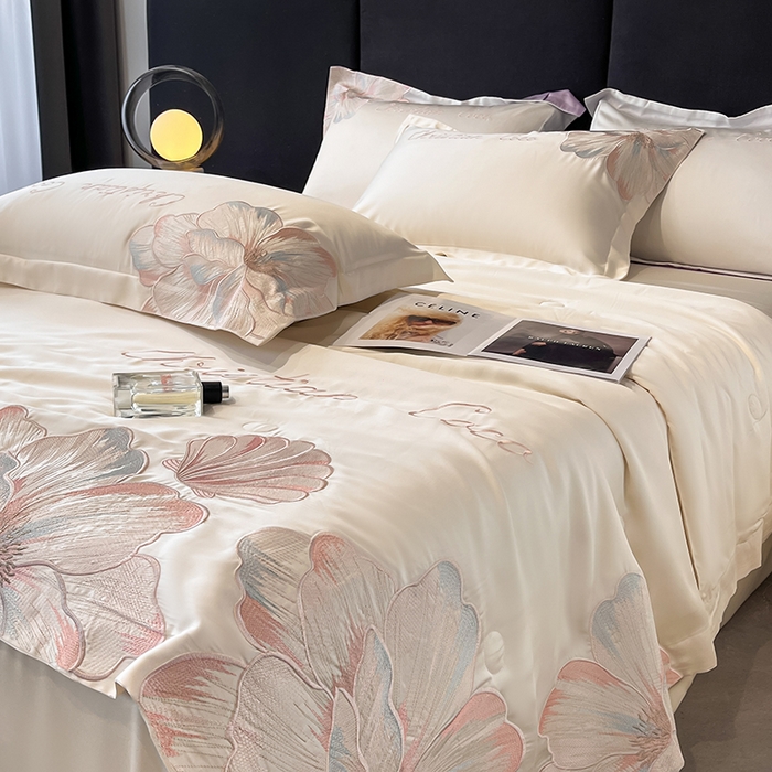 91家纺网 家纺一手货源 找家纺 置顶家纺 2025新款水洗天丝夏被四件套-coco小姐 COCO小姐-奶昔白