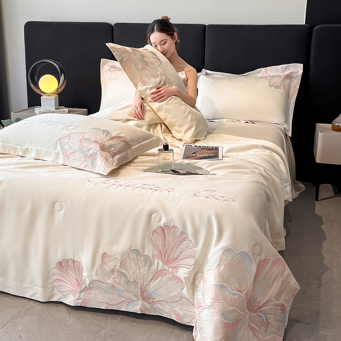 91家纺网 家纺一手货源 找家纺 置顶家纺 2025新款水洗天丝夏被四件套-coco小姐 COCO小姐-奶昔白