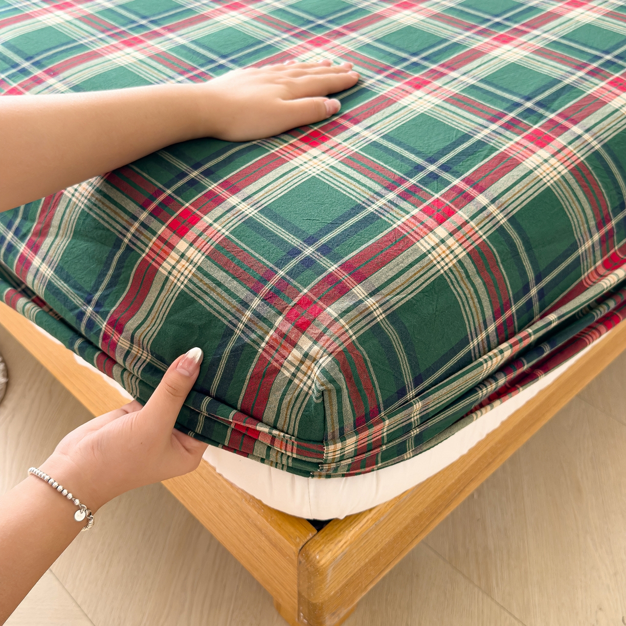 91家纺网 家纺一手货源 找家纺 （总）对白 2025新款32支全棉色织水洗棉单品床笠