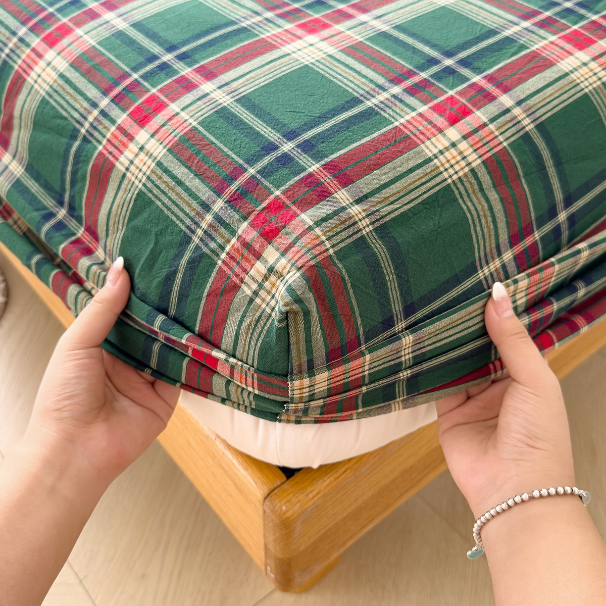 91家纺网 家纺一手货源 找家纺 （总）对白 2025新款32支全棉色织水洗棉单品床笠