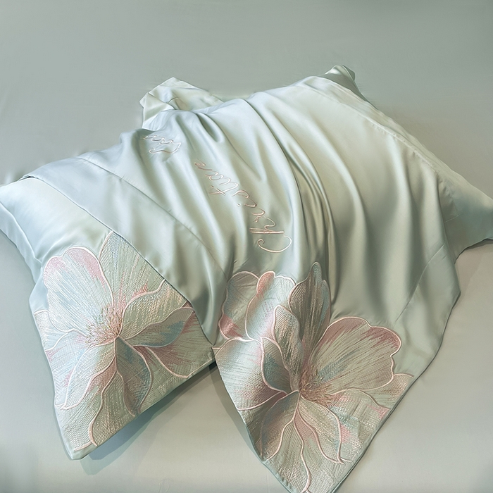 91家纺网 家纺一手货源 找家纺 置顶家纺 2025新款水洗天丝夏被四件套-coco小姐 COCO小姐-繁星蓝