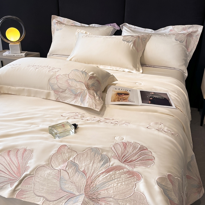 91家纺网 家纺一手货源 找家纺 置顶家纺 2025新款水洗天丝夏被四件套-coco小姐 COCO小姐-奶昔白