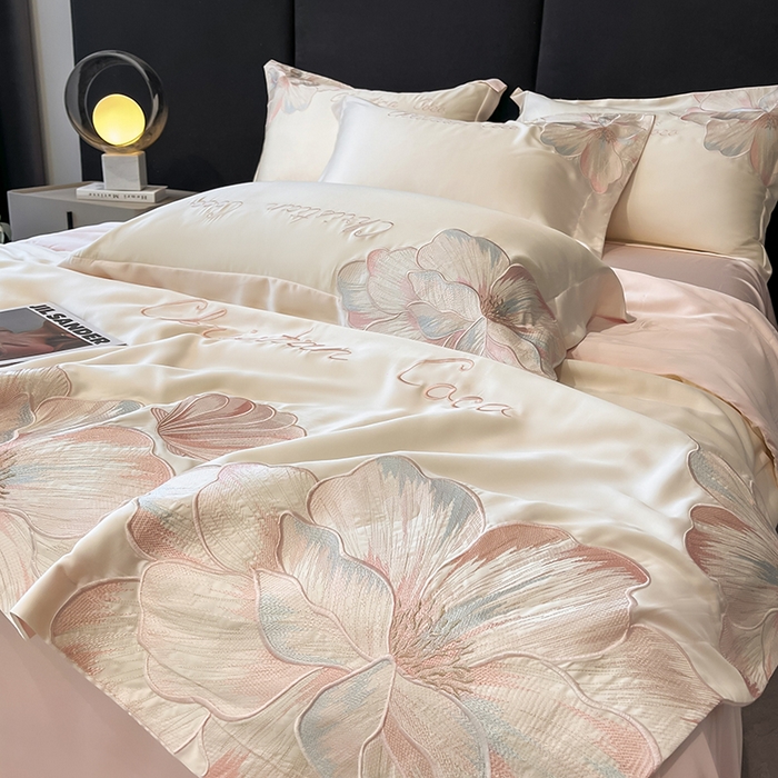 91家纺网 家纺一手货源 找家纺 置顶家纺 2025新款水洗天丝夏被四件套-coco小姐 COCO小姐-白+粉