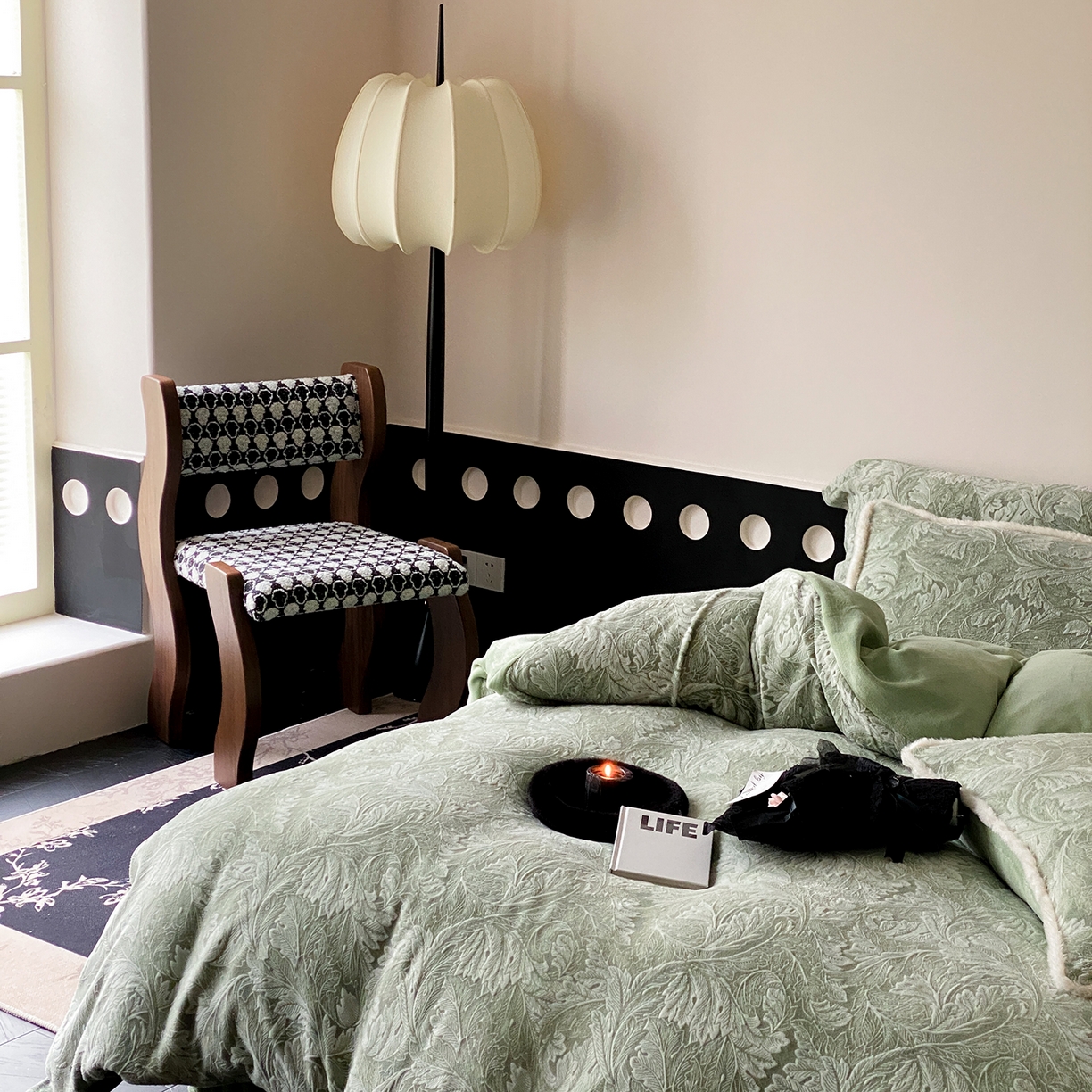 91家纺网 家纺一手货源 找家纺 玉宇阁家居 2025新款双色提花雕花牛奶绒四件套-佩里斯午后（178/248/268/268/268/288（券后控价） 床笠款套件可定制（适用于 10-22cm 高床垫）） 佩里斯午后-春晨绿