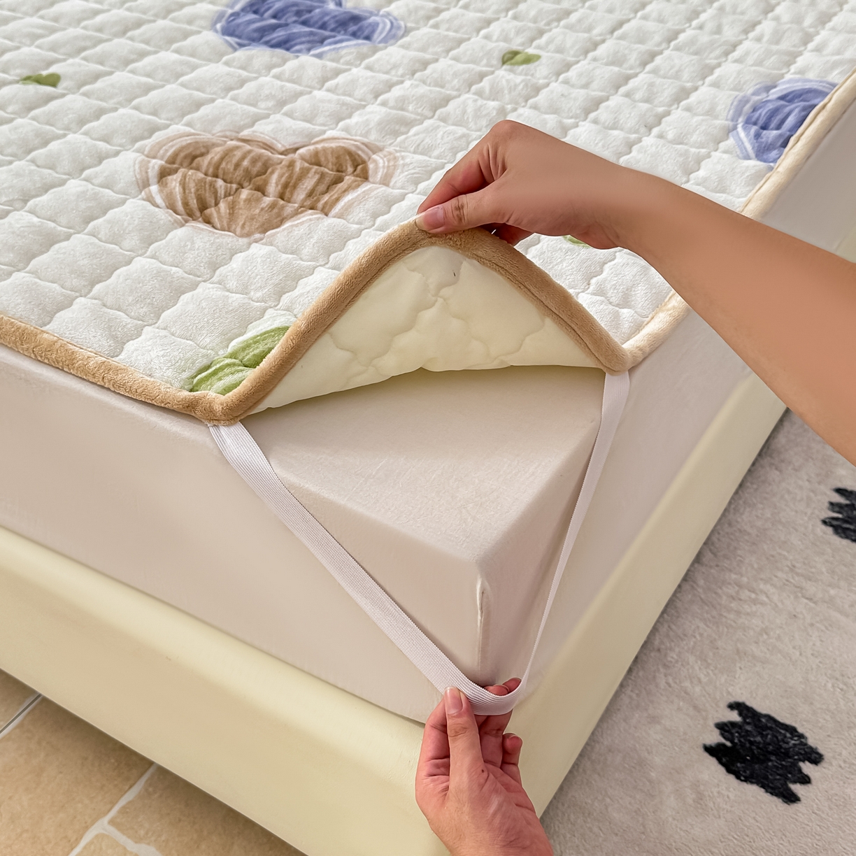 91家纺网 家纺一手货源 找家纺 棉森家纺 2025新款亲肤舒适高克重牛奶绒夹棉床褥床垫垫子 爱心奶白