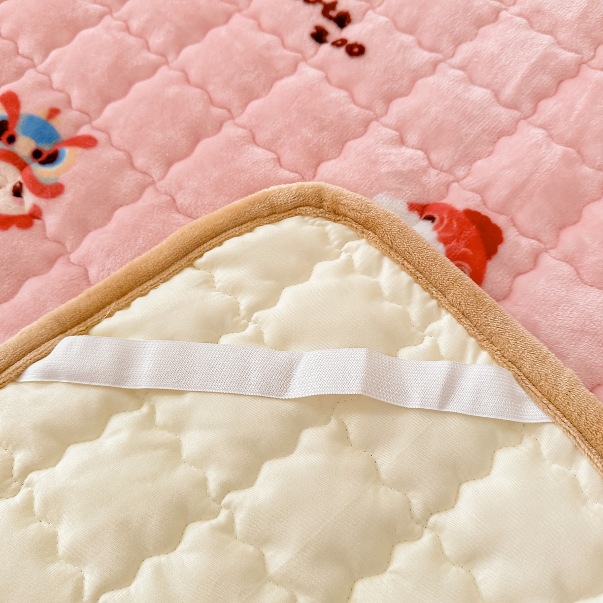 91家纺网 家纺一手货源 找家纺 棉森家纺 2025新款亲肤舒适高克重牛奶绒夹棉床褥床垫垫子 动物园