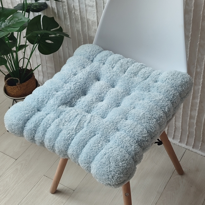 91家纺网 家纺一手货源 找家纺 （总）李帅家居 2025新款美丽绒饼干坐垫椅子垫批发毛绒屁垫