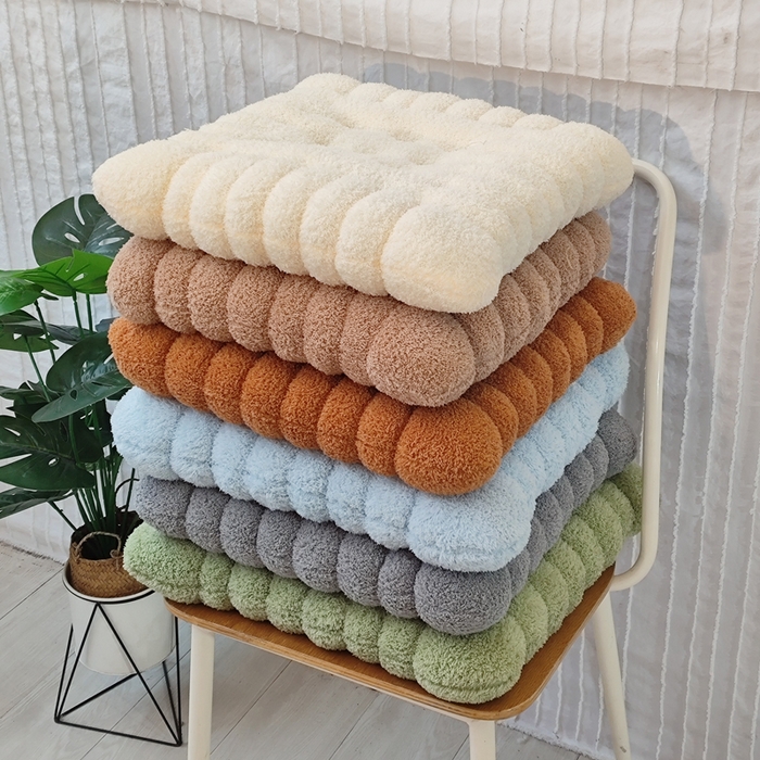 91家纺网 家纺一手货源 找家纺 （总）李帅家居 2025新款美丽绒饼干坐垫椅子垫批发毛绒屁垫