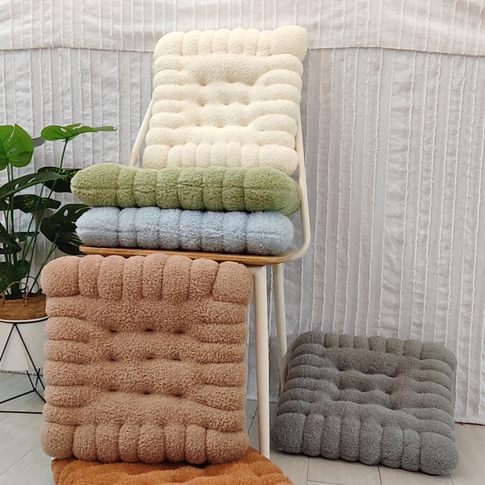 91家纺网 家纺一手货源 找家纺 （总）李帅家居 2025新款美丽绒饼干坐垫椅子垫批发毛绒屁垫