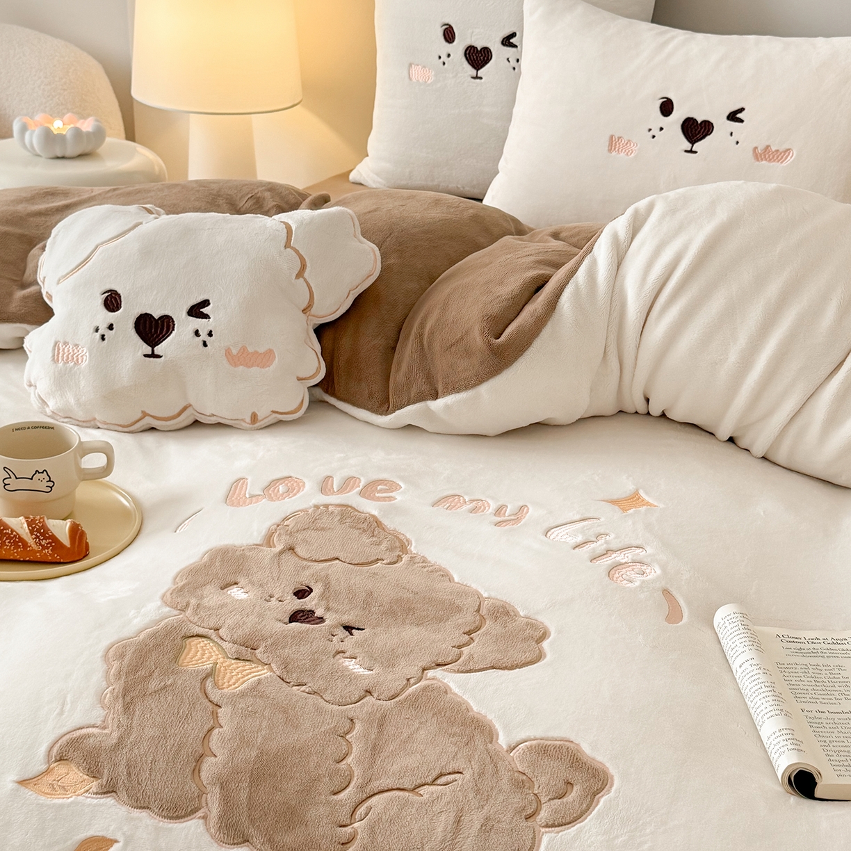 91家纺网 家纺一手货源 找家纺 （总）西西家居 2025新款全消光正宗230g牛奶绒四件套-汪星人