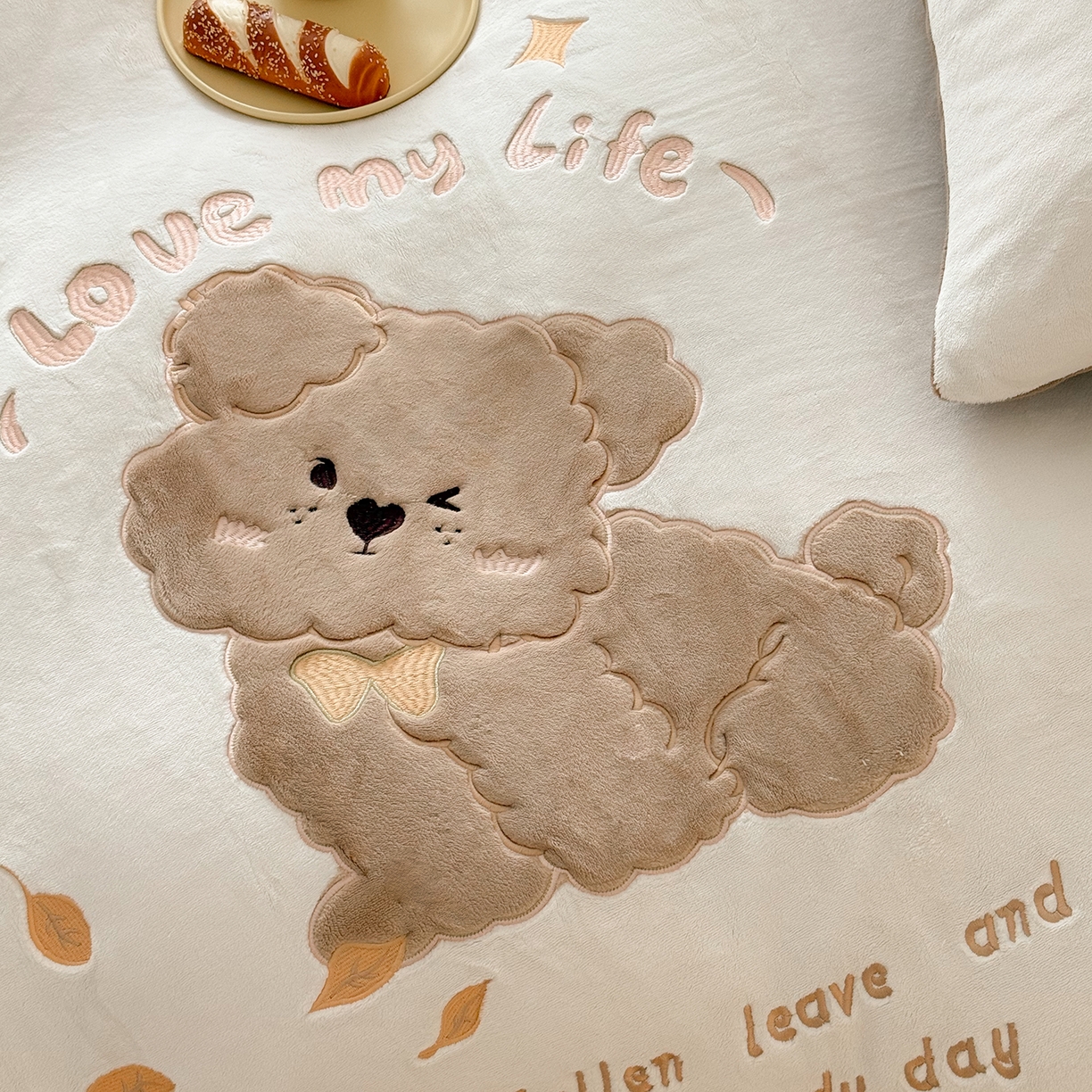 91家纺网 家纺一手货源 找家纺 （总）西西家居 2025新款全消光正宗230g牛奶绒四件套-汪星人