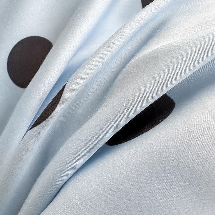 91家纺网 家纺一手货源 找家纺 置顶家纺 2025新款波点双面水洗天丝四件套 波点-浅蓝