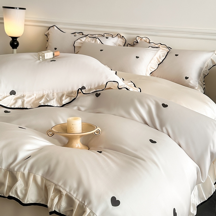 91家纺网 家纺一手货源 找家纺 置顶家纺 2025新款初心蝴蝶结水洗天丝印花四件套 初心-奶昔白