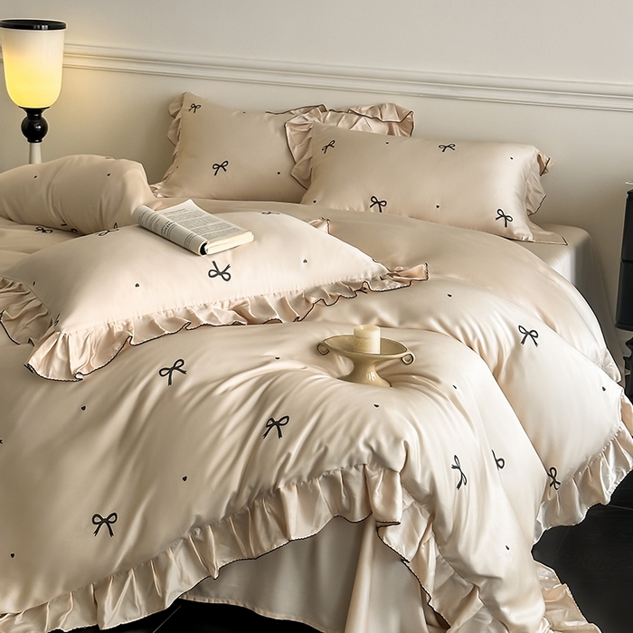 91家纺网 家纺一手货源 找家纺 置顶家纺 2025新款初心蝴蝶结水洗天丝印花四件套 蝴蝶结-咖色