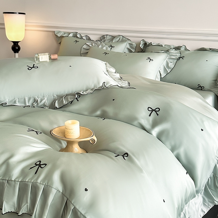 91家纺网 家纺一手货源 找家纺 置顶家纺 2025新款初心蝴蝶结水洗天丝印花四件套 蝴蝶结-繁星蓝