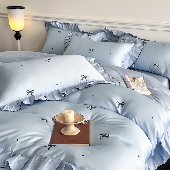 91家纺网 家纺一手货源 找家纺 置顶家纺 2025新款初心蝴蝶结水洗天丝印花四件套 蝴蝶结-天空蓝