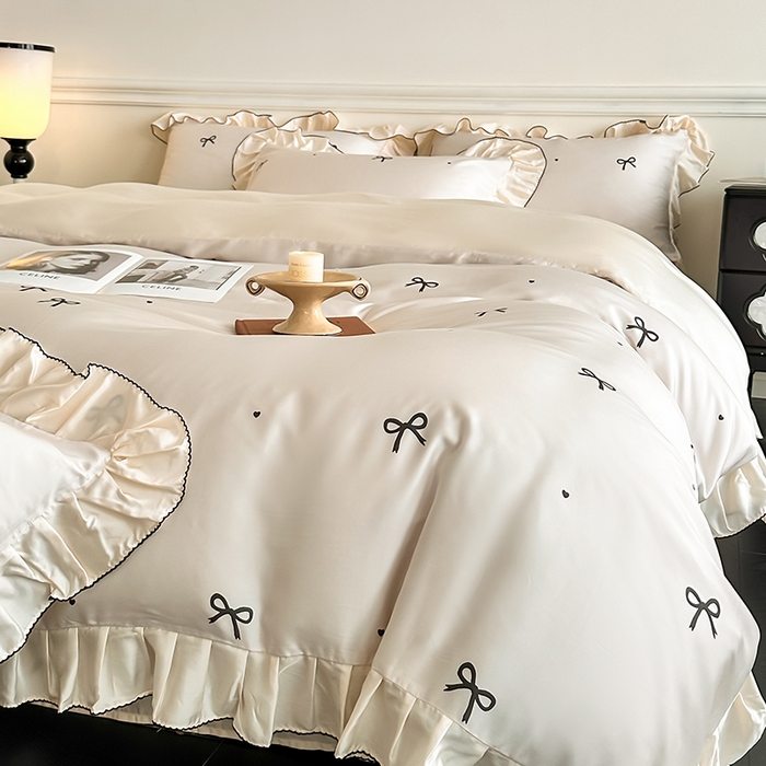 91家纺网 家纺一手货源 找家纺 置顶家纺 2025新款初心蝴蝶结水洗天丝印花四件套 蝴蝶结-奶白