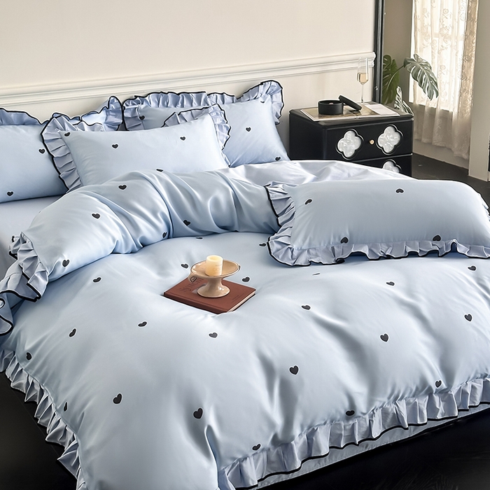 91家纺网 家纺一手货源 找家纺 置顶家纺 2025新款初心蝴蝶结水洗天丝印花四件套 初心-浅蓝