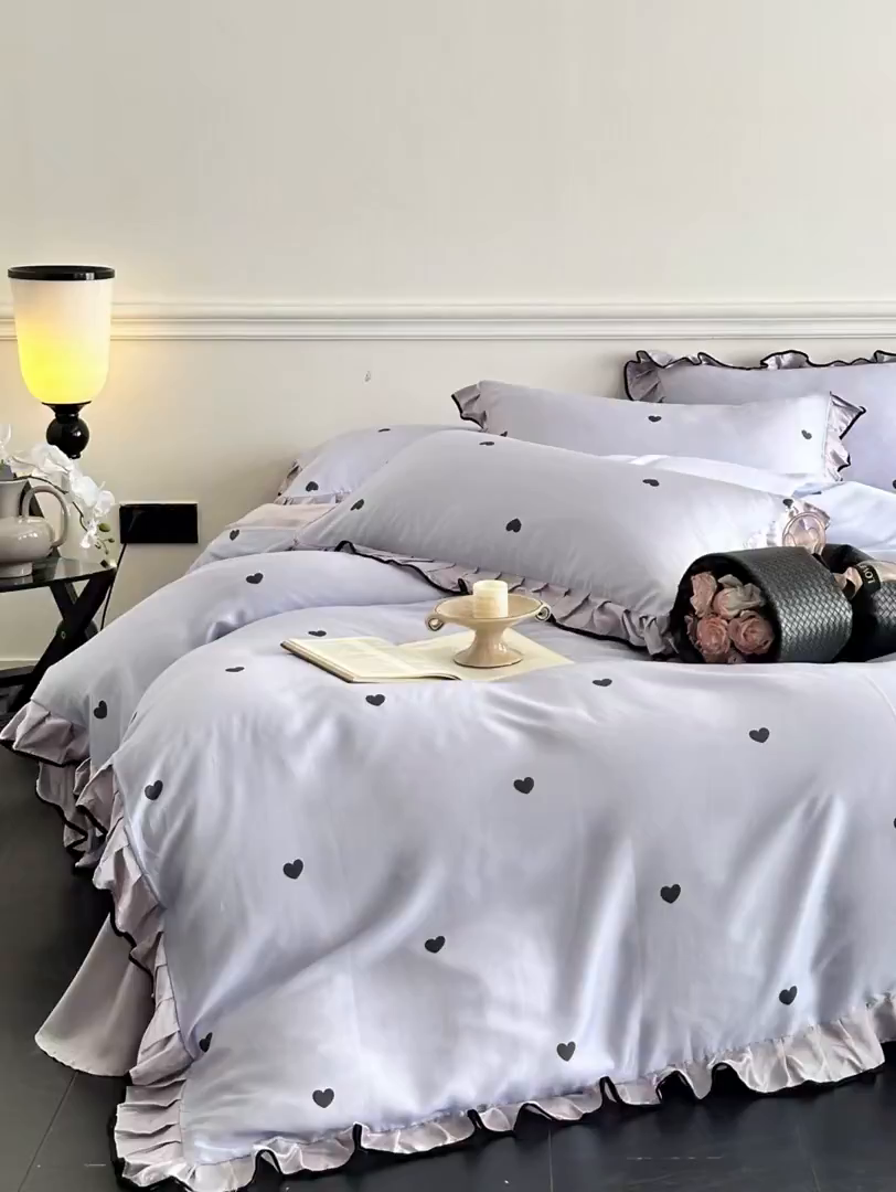 91家纺网 家纺一手货源 找家纺 置顶家纺 2025新款初心蝴蝶结水洗天丝印花四件套 初心-香芋紫