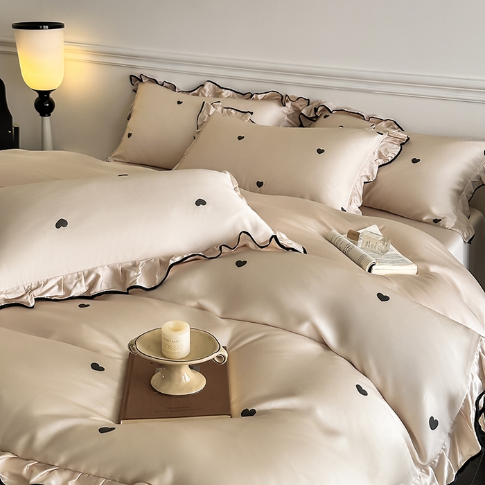 91家纺网 家纺一手货源 找家纺 置顶家纺 2025新款初心蝴蝶结水洗天丝印花四件套 初心-咖色