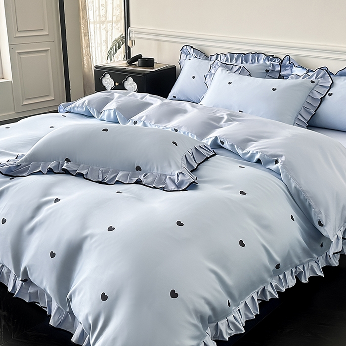 91家纺网 家纺一手货源 找家纺 置顶家纺 2025新款初心蝴蝶结水洗天丝印花四件套 初心-浅蓝