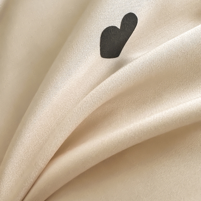 91家纺网 家纺一手货源 找家纺 置顶家纺 2025新款初心蝴蝶结水洗天丝印花四件套 初心-咖色