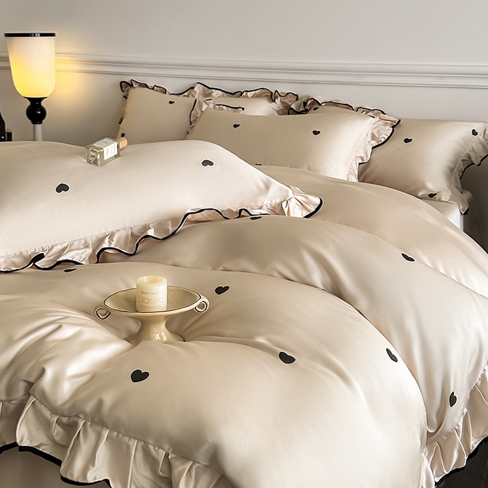 91家纺网 家纺一手货源 找家纺 置顶家纺 2025新款初心蝴蝶结水洗天丝印花四件套 初心-咖色