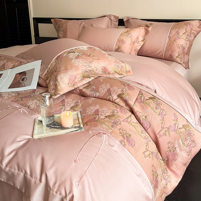 91家纺网 家纺一手货源 找家纺 置顶家纺 2025新款国色天香新中式全棉刺绣拼接四件套 幸禾-浅豆沙