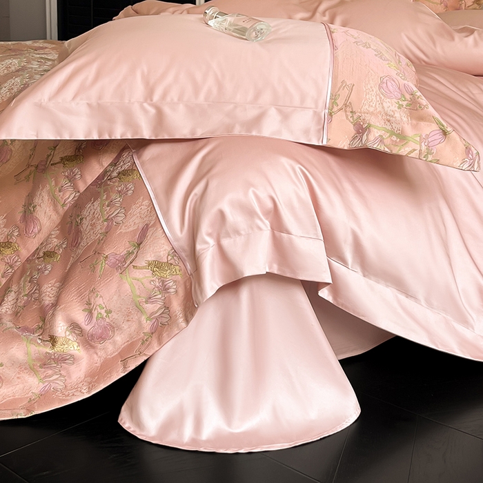 91家纺网 家纺一手货源 找家纺 置顶家纺 2025新款国色天香新中式全棉刺绣拼接四件套 幸禾-浅豆沙