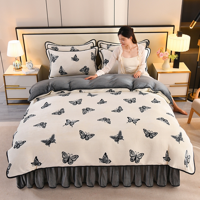 91家纺网 家纺一手货源 找家纺 2025新款高克重8斤金貂绒牛奶绒四件套 蝴蝶