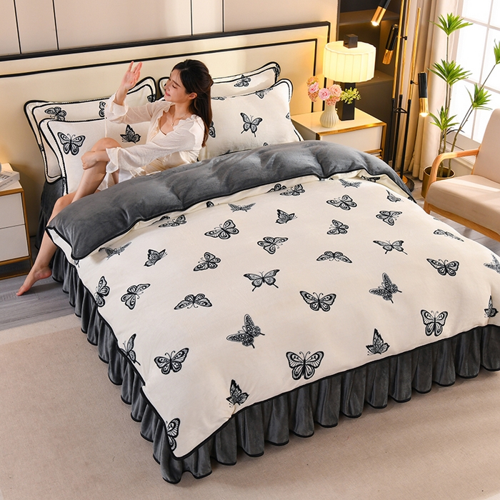 91家纺网 家纺一手货源 找家纺 2025新款高克重8斤金貂绒牛奶绒四件套 蝴蝶