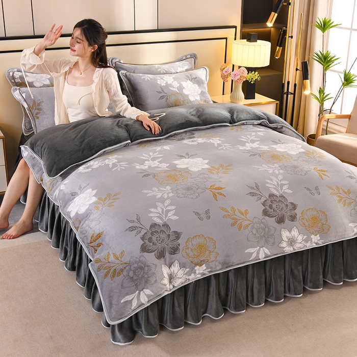 91家纺网 家纺一手货源 找家纺 2025新款高克重8斤金貂绒牛奶绒四件套 花香四溢-灰