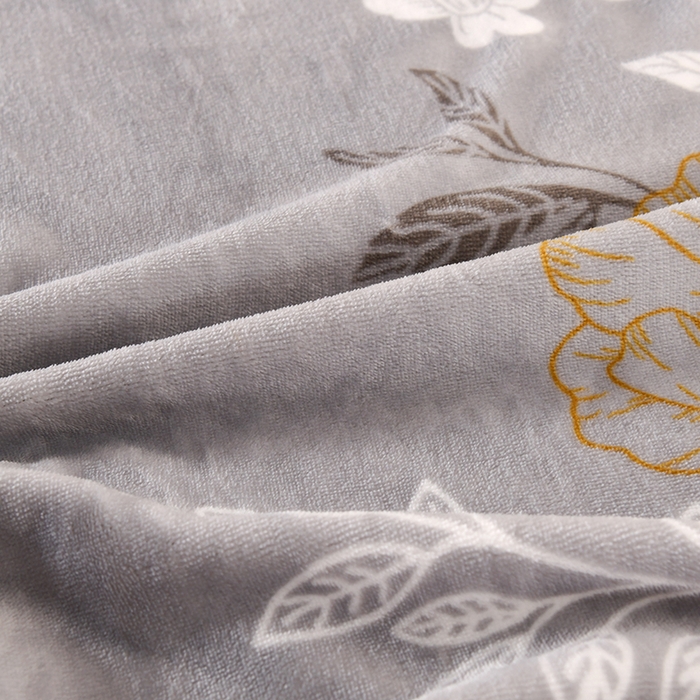 91家纺网 家纺一手货源 找家纺 2025新款高克重8斤金貂绒牛奶绒四件套 花香四溢-灰