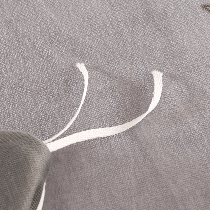 91家纺网 家纺一手货源 找家纺 2025新款高克重8斤金貂绒牛奶绒四件套 花香四溢-灰