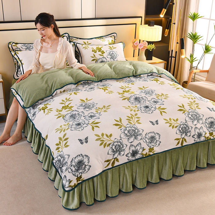 91家纺网 家纺一手货源 找家纺 2025新款高克重8斤金貂绒牛奶绒四件套 花香四溢-绿