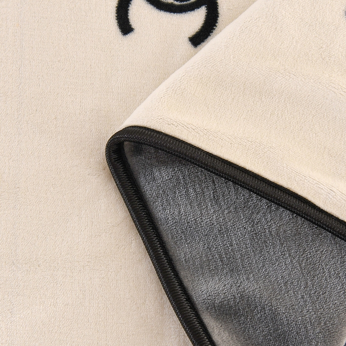 91家纺网 家纺一手货源 找家纺 2025新款高克重8斤金貂绒牛奶绒四件套 山茶花