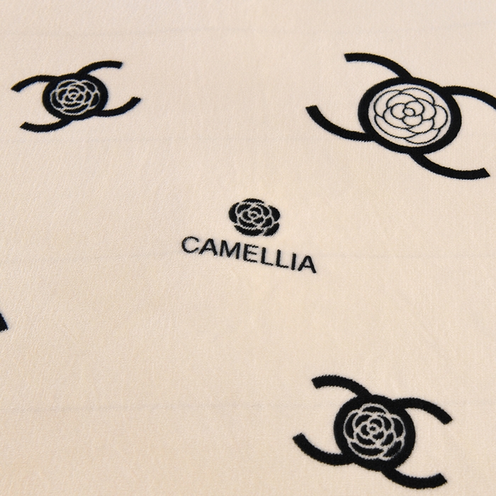 91家纺网 家纺一手货源 找家纺 2025新款高克重8斤金貂绒牛奶绒四件套 山茶花