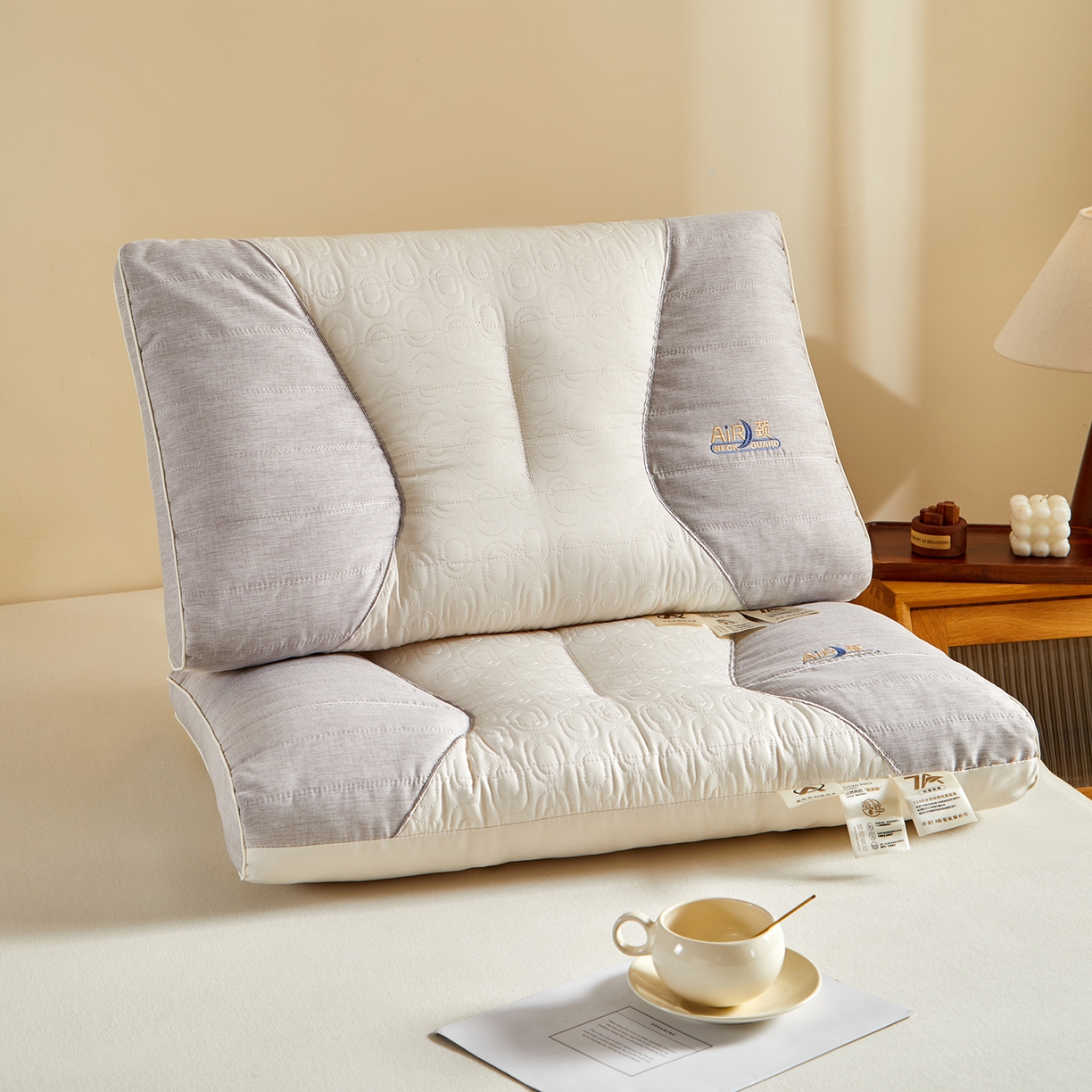 91家纺网 家纺一手货源 找家纺 （总）鼎晟纺 2025新款针织蚕丝护颈云朵枕学生枕头成人枕芯 枕头枕芯-风格二