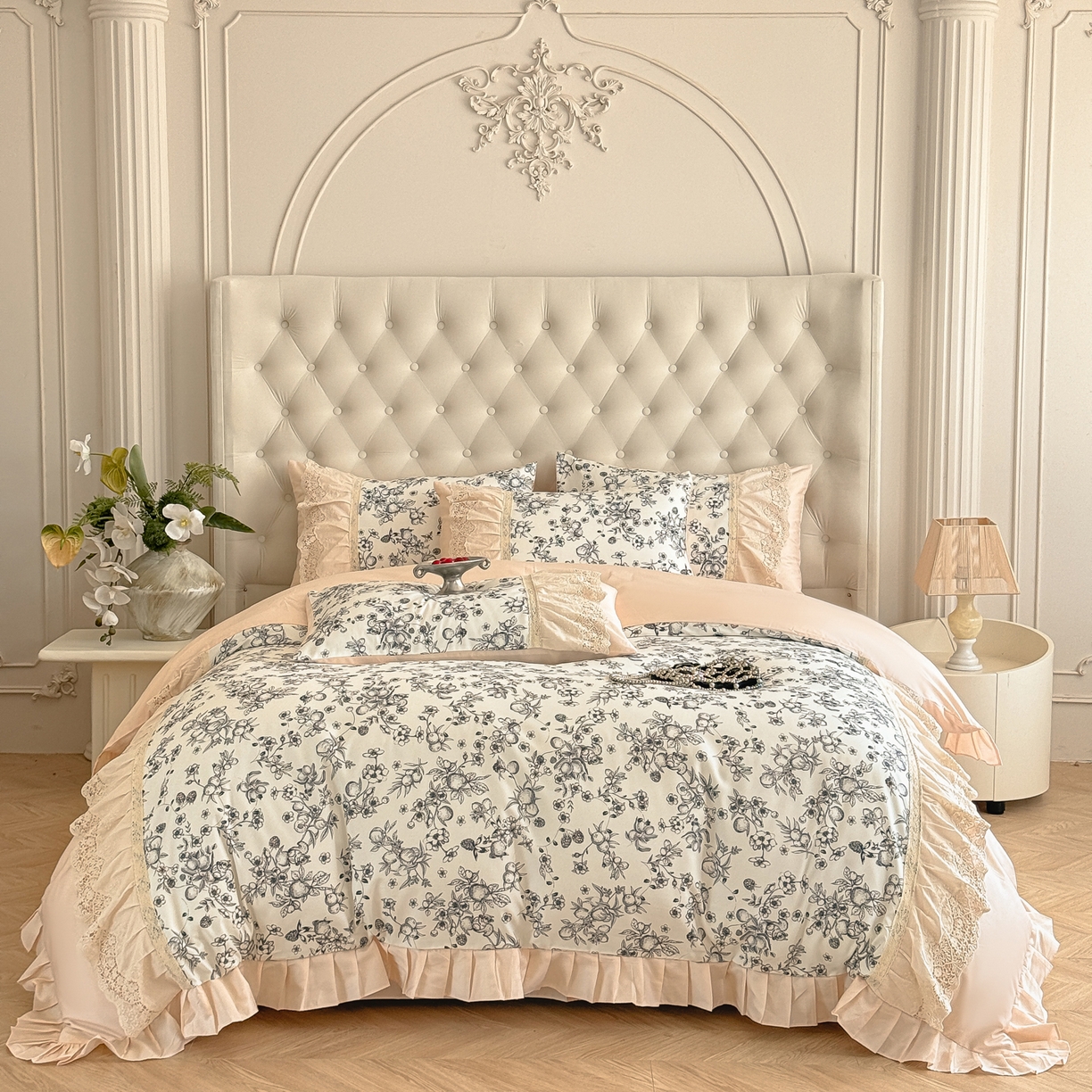 置顶家纺 2025秋冬新品法式亲肤花边拼接四件套 薇安妮-奶咖