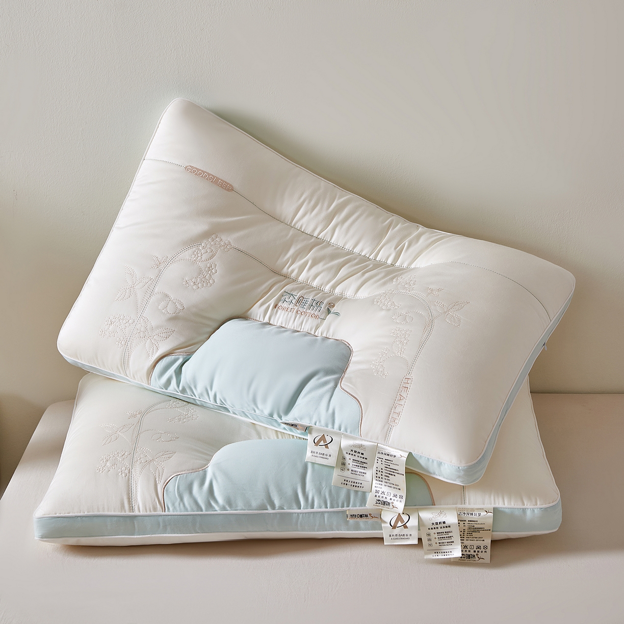 91家纺网 家纺一手货源 找家纺 鼎晟纺 2025新款森睡棉云柔护颈枕学生枕头成人枕芯-风格二 森睡棉护颈枕-时尚蓝