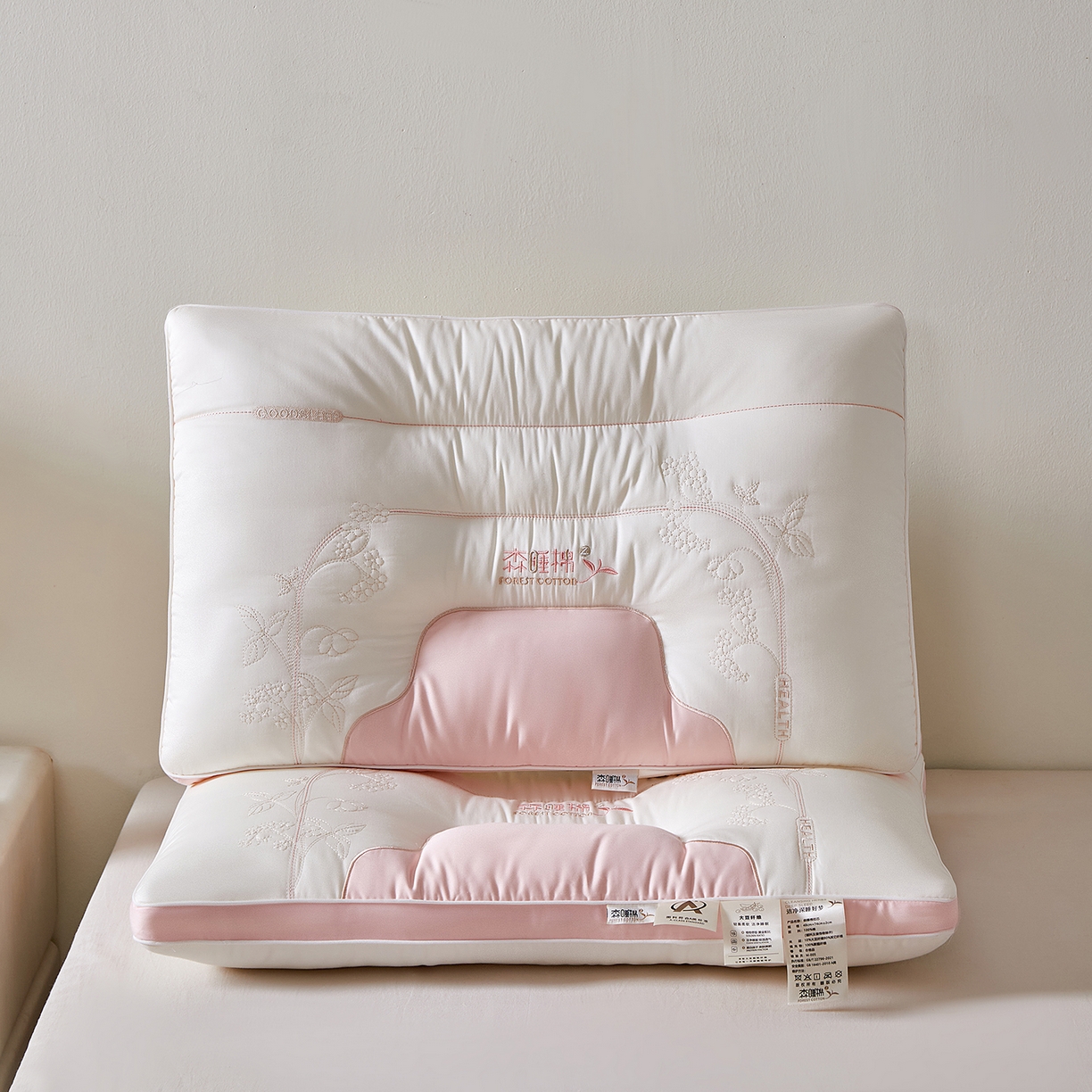 91家纺网 家纺一手货源 找家纺 鼎晟纺 2025新款森睡棉云柔护颈枕学生枕头成人枕芯-风格二 森睡眠护颈枕-千禧粉