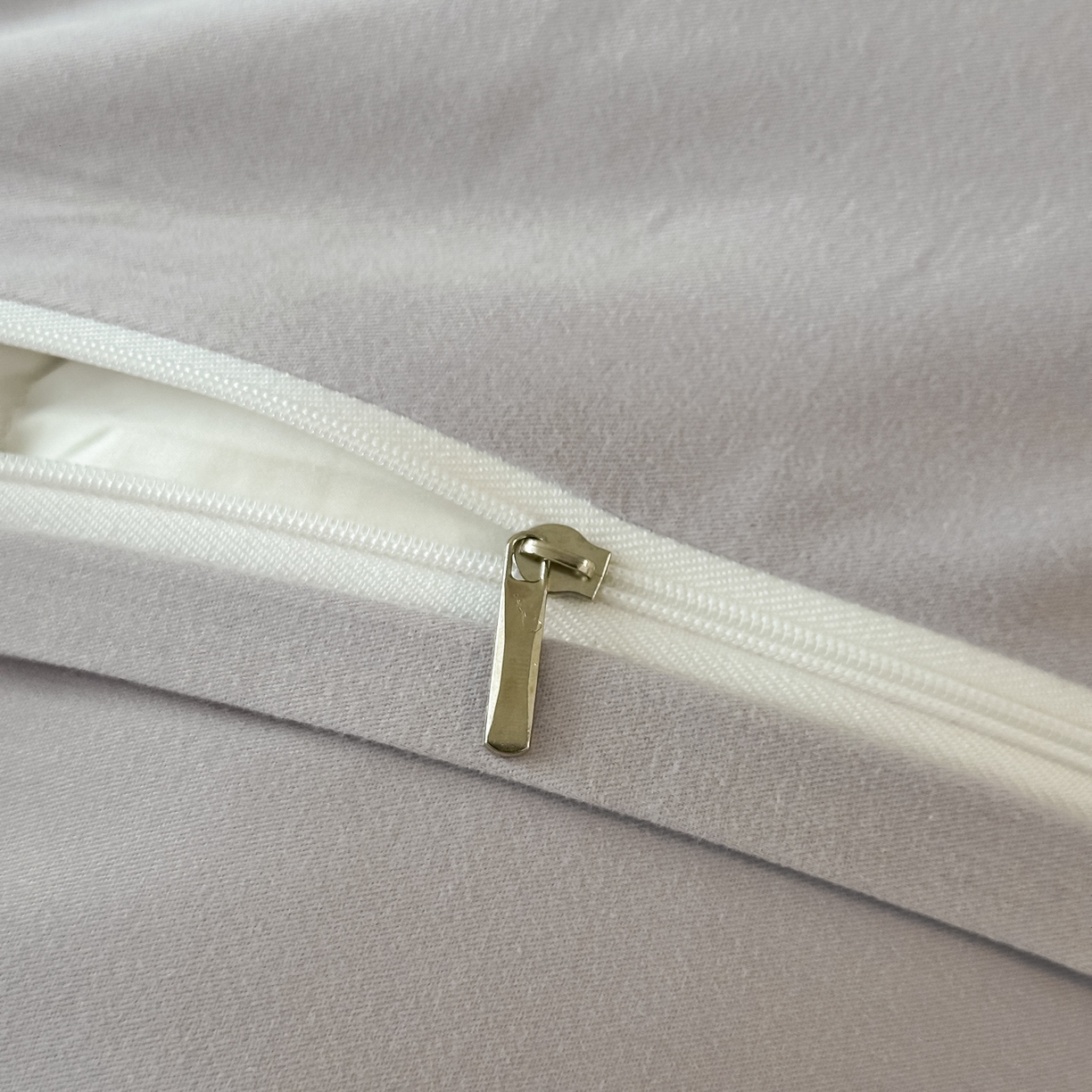 91家纺网 家纺一手货源 找家纺 （总）博之洋婚庆 2025新款全棉纯棉长绒棉贡缎磨毛刺绣四件套不掉毛【高端礼盒】邂逅系列