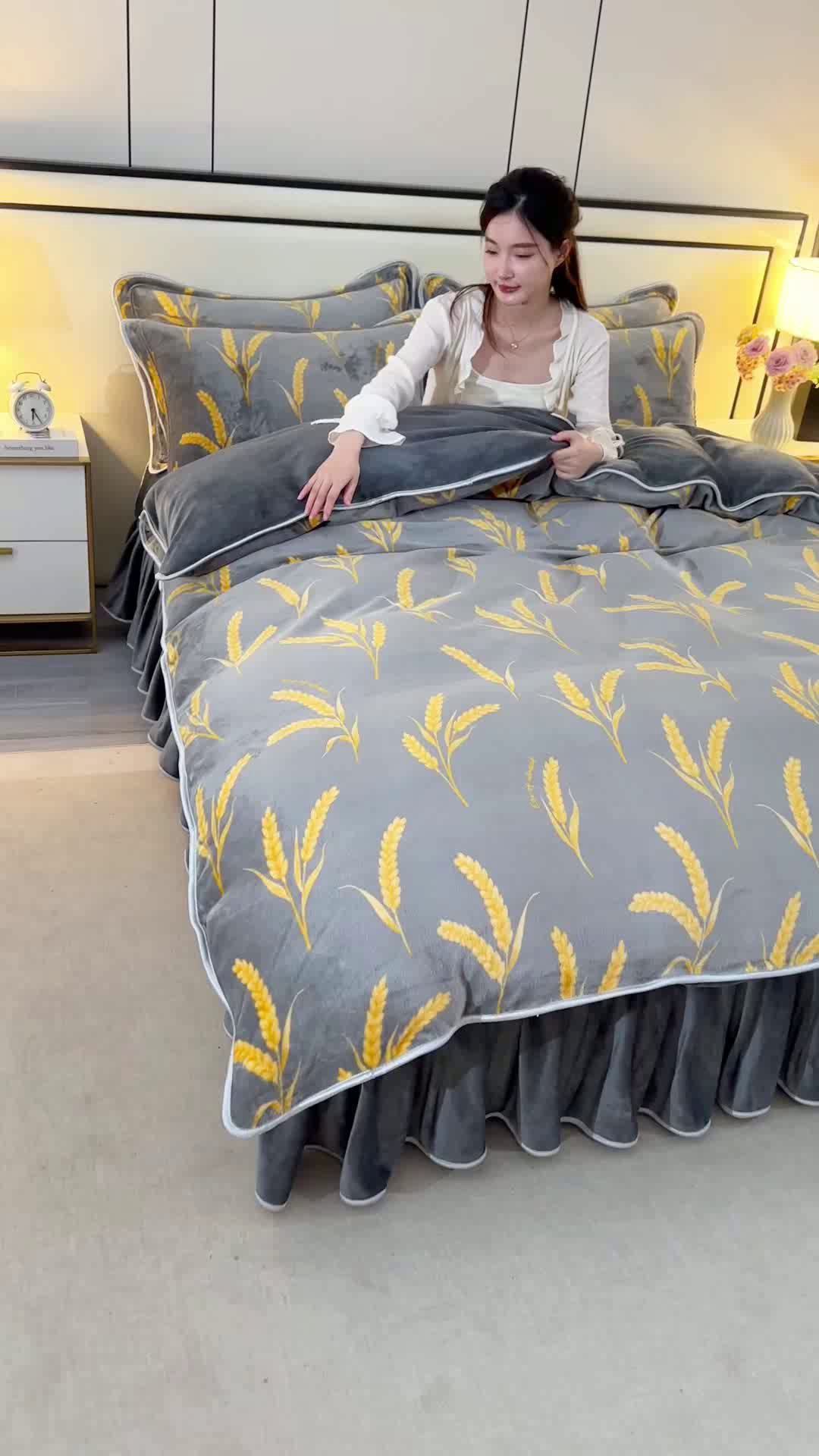 91家纺网 家纺一手货源 找家纺 2025新款高克重8斤金貂绒牛奶绒四件套 麦穗