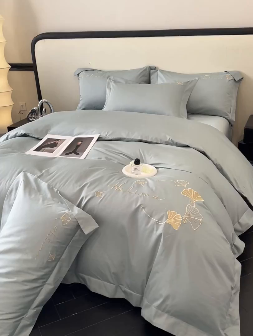 91家纺网 家纺一手货源 找家纺 置顶家纺 2025新款亲肤刺绣四件套-杏运 杏运-月影蓝