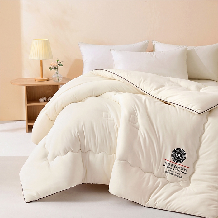 91家纺网 家纺一手货源 找家纺 （总）优布加 2025新款蚕蛹蛋白润肤被