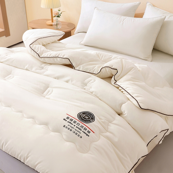 91家纺网 家纺一手货源 找家纺 优布加 2025新款蚕蛹蛋白润肤被 DL-米白