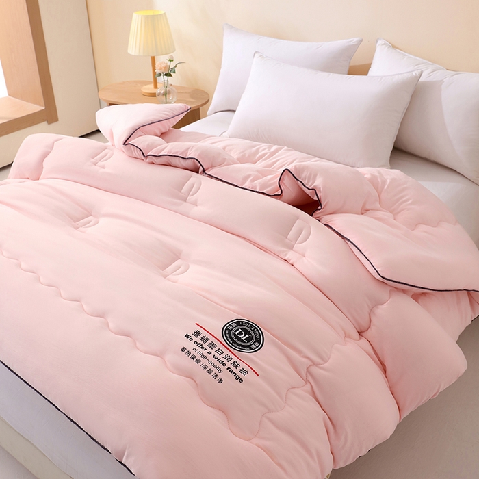 91家纺网 家纺一手货源 找家纺 优布加 2025新款蚕蛹蛋白润肤被 DL-粉色