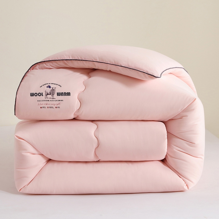 91家纺网 家纺一手货源 找家纺 优布加 2025新款蚕蛹蛋白润肤被 DL-粉色