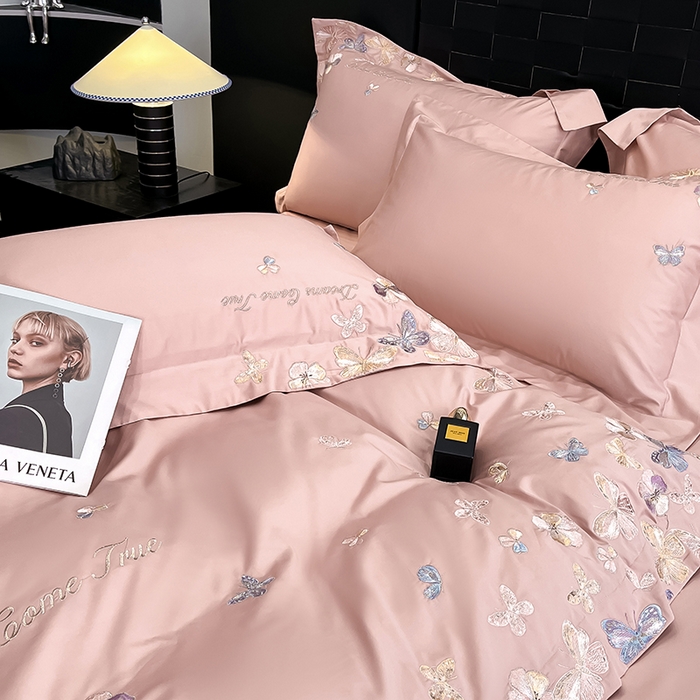 91家纺网 家纺一手货源 找家纺 置顶家纺 2025新款亲肤加厚磨毛刺绣四件套-花不尽 花不尽-浅豆沙