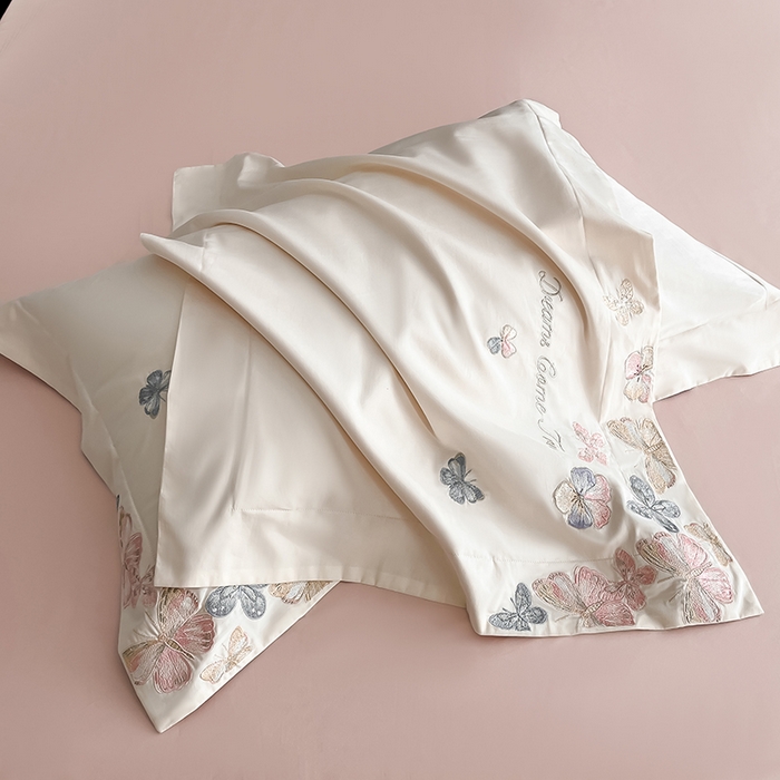 91家纺网 家纺一手货源 找家纺 置顶家纺 2025新款亲肤加厚磨毛刺绣四件套-花不尽 花不尽-白+粉